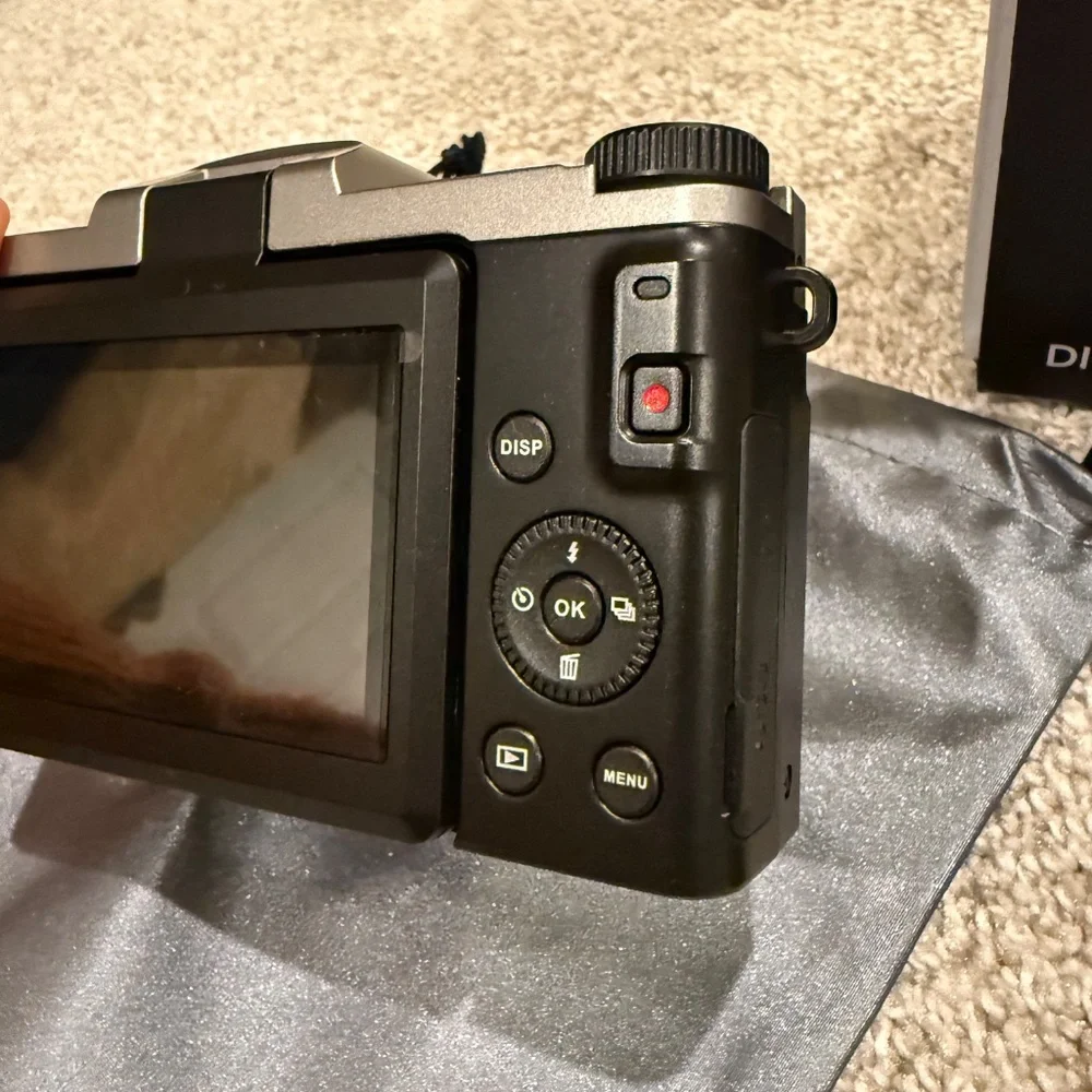 4K Digital Camera Ultra HD - BRAND NEW!